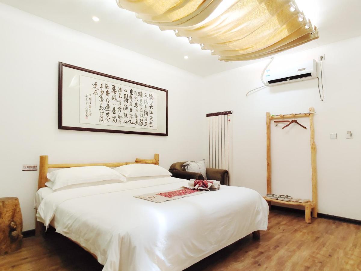 Dunhuang Silk Yododo Inn Exterior photo