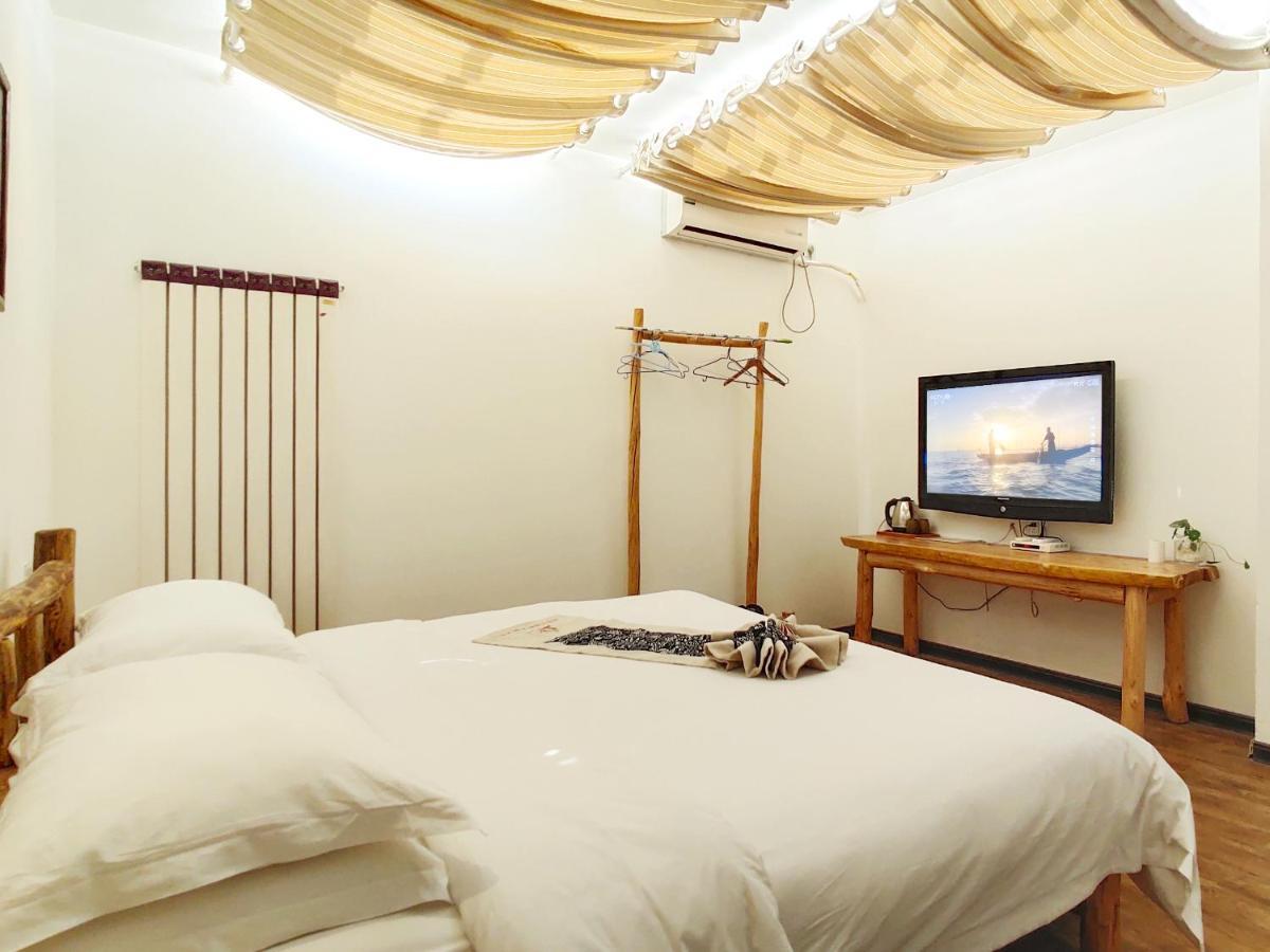 Dunhuang Silk Yododo Inn Exterior photo